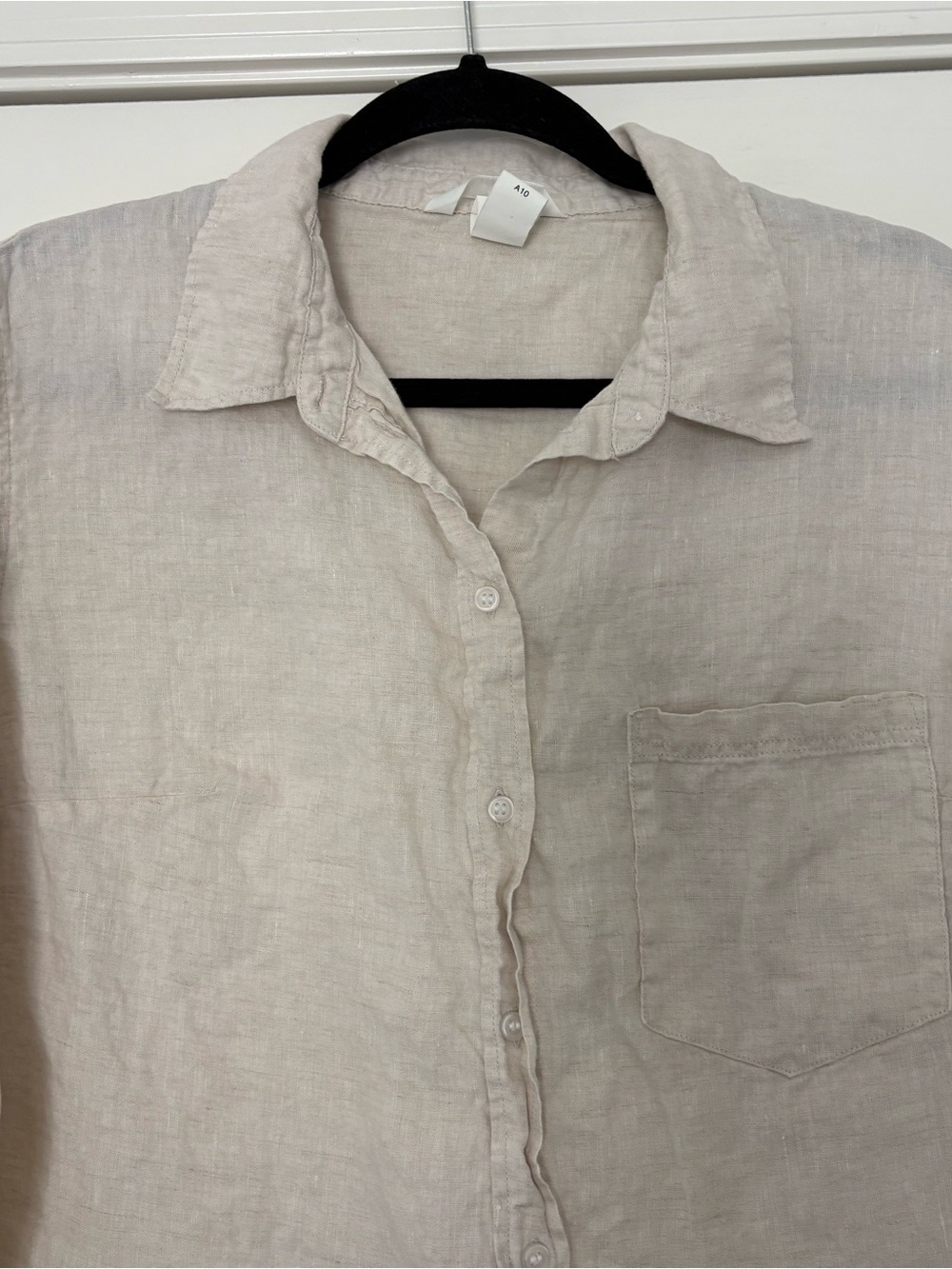 H&M Women’s Light Beige Linen Long Sleeve Button-Up Shirt - Picture 5 of 11